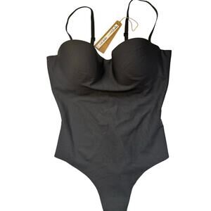 NWT SKIMS Body Molded Underwire Thong Bodysuit  black M BD-THG-3286
